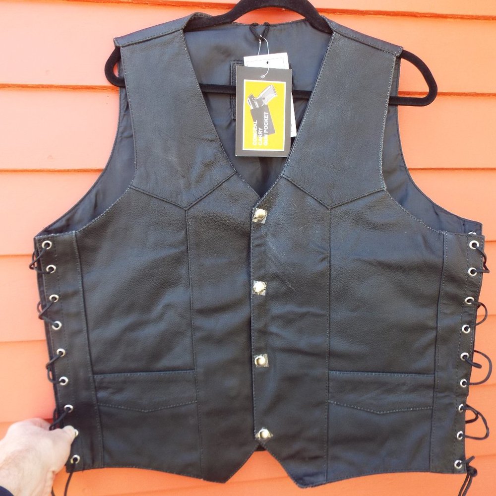 Genuine Black Leather Motorcycle Biker Vest (NWT)